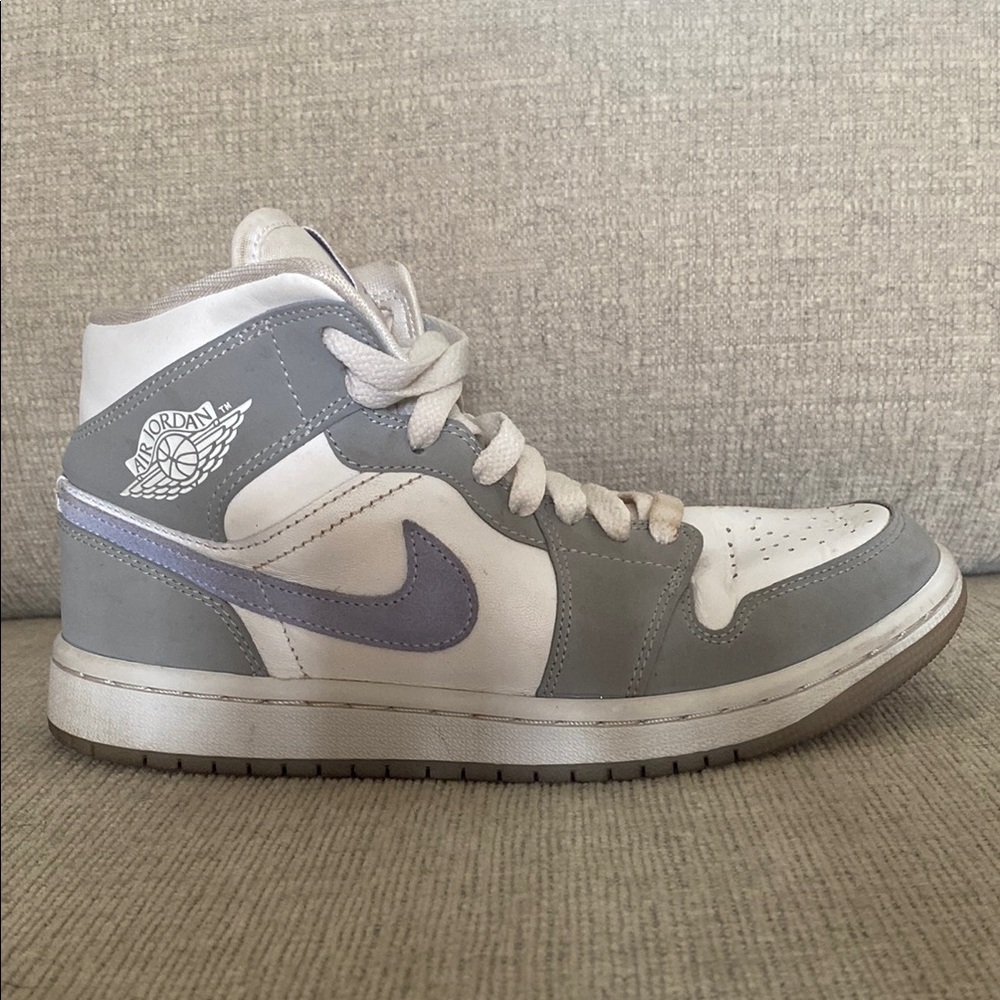 Nike Air Jordan 1 Mid